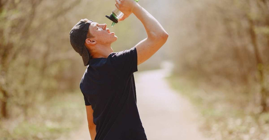Comment boire avant un run sans lourdeur digestive ?
