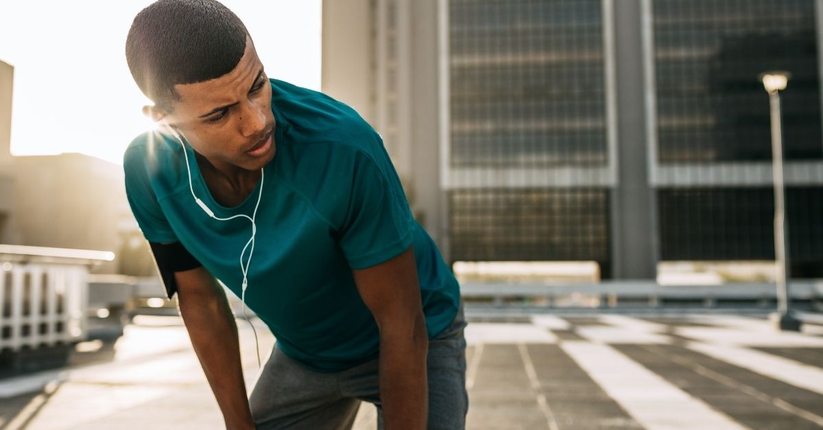 Comment courir sans être essoufflé : techniques pour améliorer son souffle en running