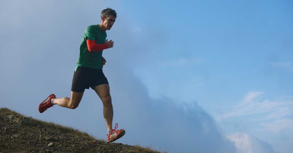 Descente running : courir sans tomber et garder le contrôle