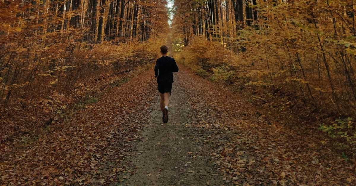 Pourquoi votre vitesse plafonne en running : 7 erreurs qui bloquent votre progression