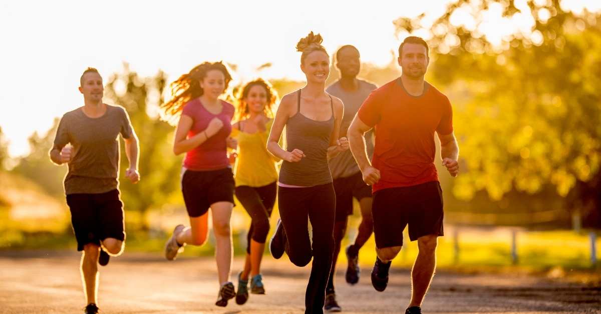 Courir en groupe sans subir le rythme des autres