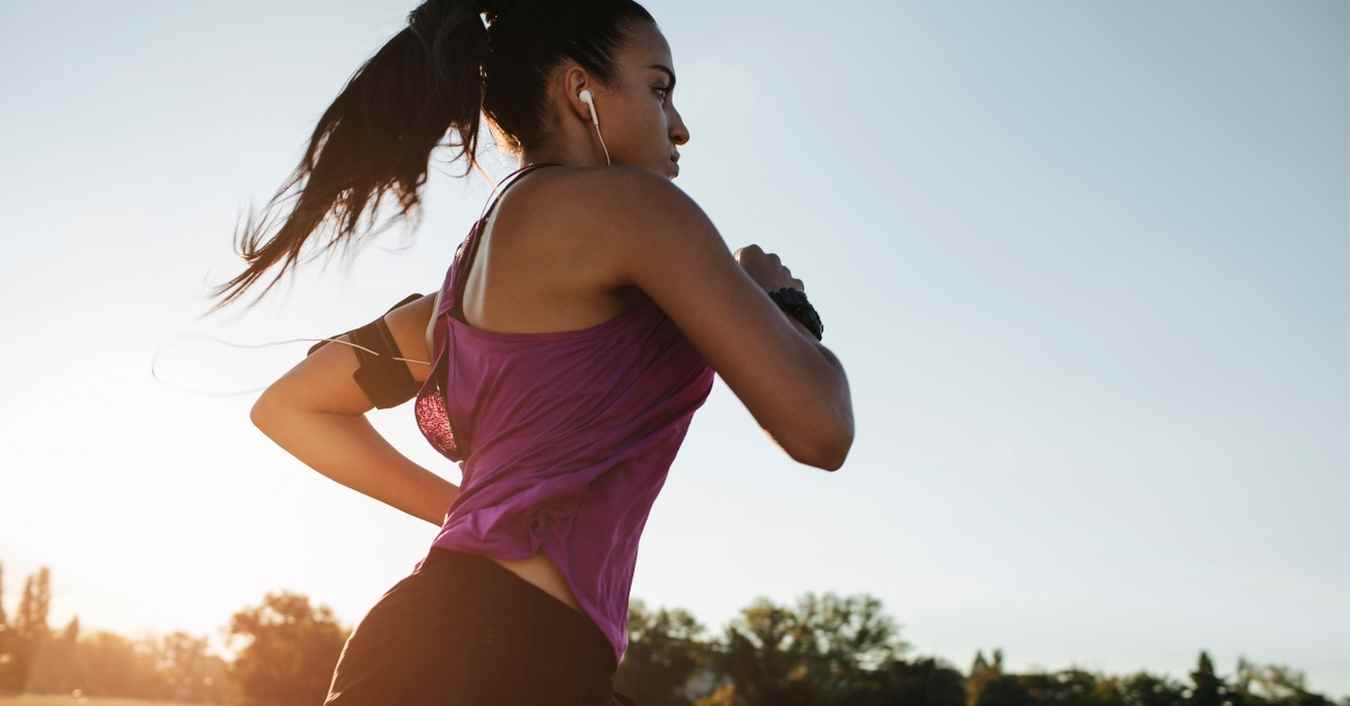 Stabiliser le haut du corps en courant : repères simples